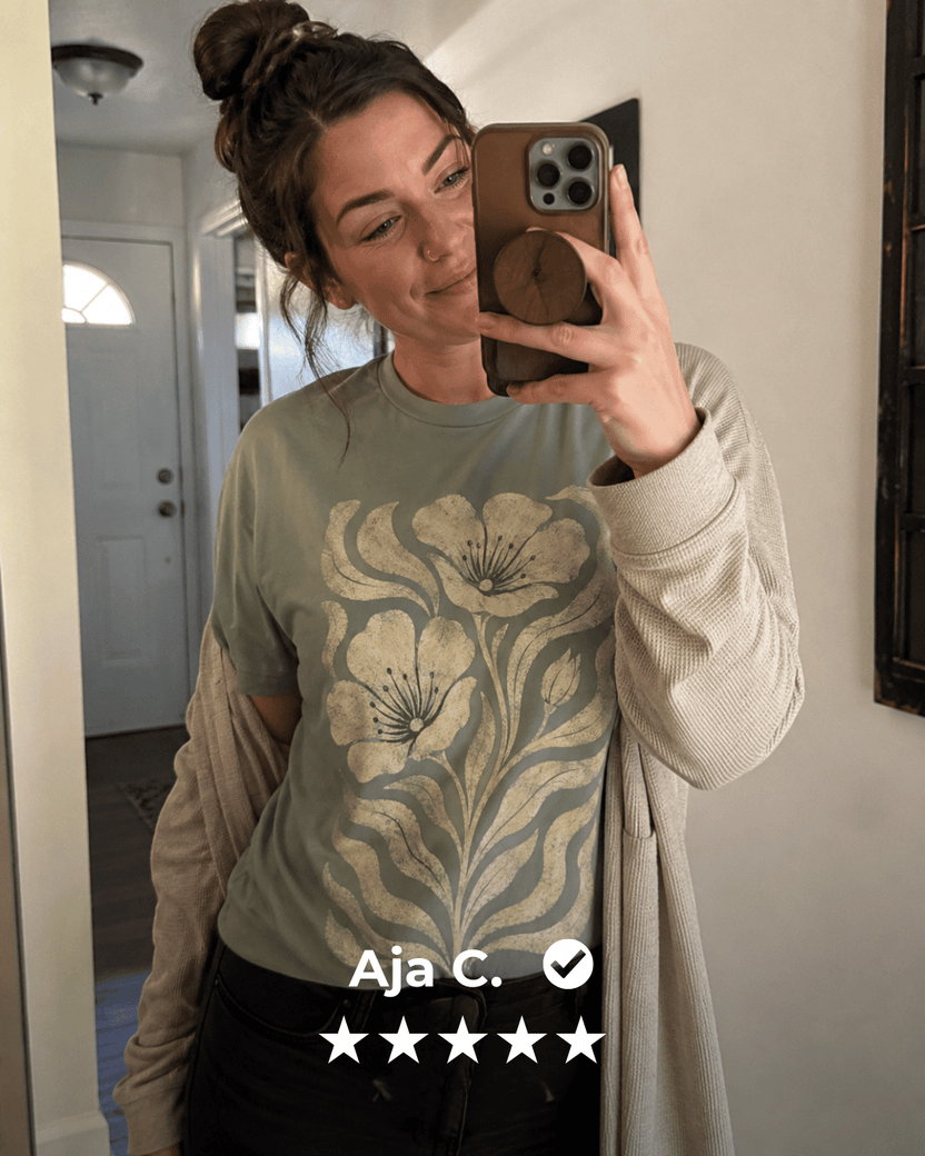 Such a sweet garden tee. The print looks lovely and the shirt feels really soft.