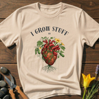 I Grow Stuff By Heart - T-Shirt - botanical nature graphic t-shirt, minimalist design, unisex tee for Nature Lovers, Garnder, Farmer, Plant Lovers