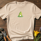 Relaxed Zucchini T-Shirt - botanical nature graphic t-shirt, minimalist design, unisex tee for Nature Lovers, Garnder, Farmer, Plant Lovers